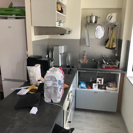 Appartement Lisieux Calme Tres Bien Equipe Exterior foto